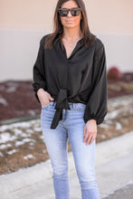Load image into Gallery viewer, Front tie shirt